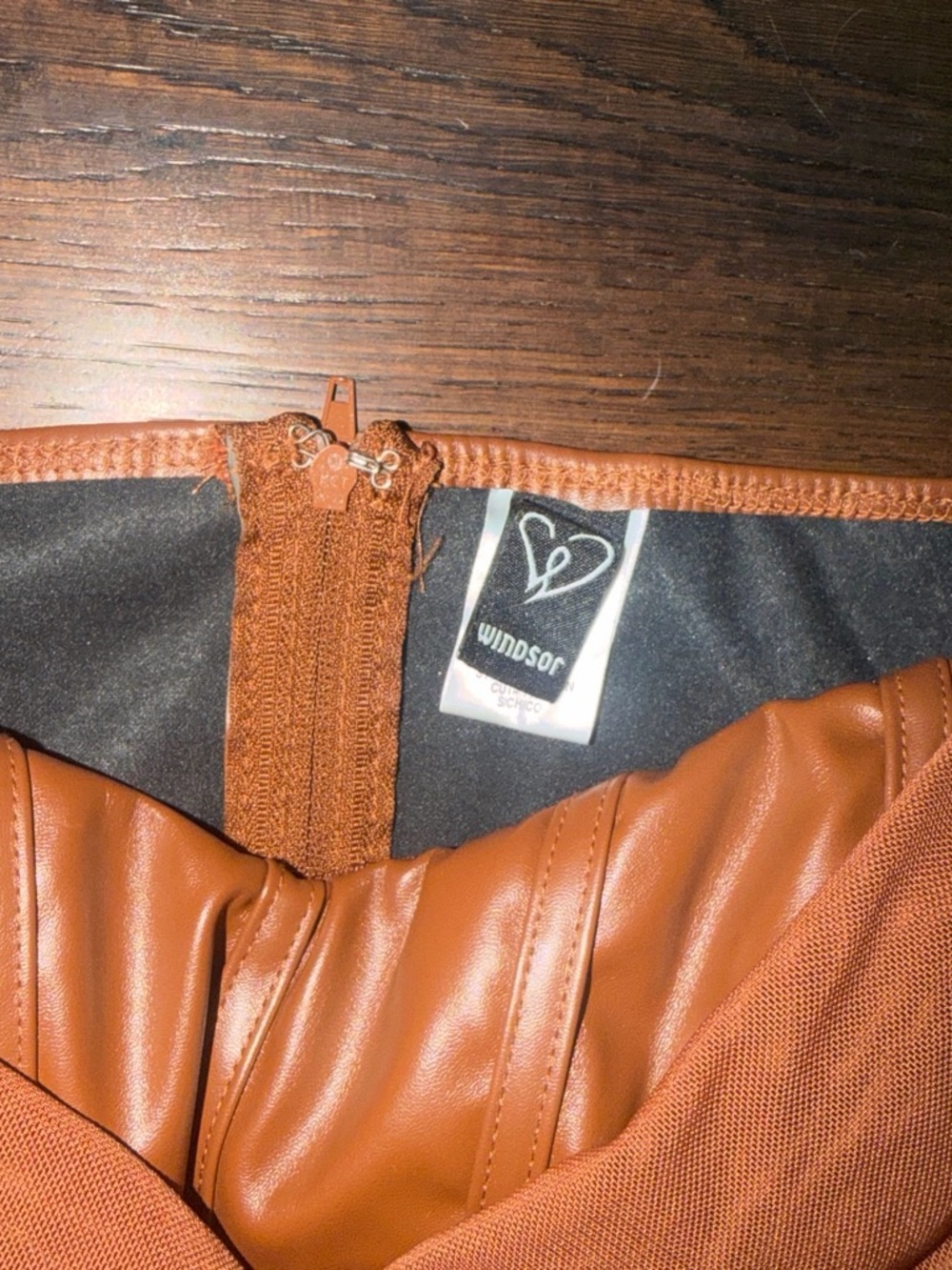 Rust Brown Women's Off-Shoulder Corset Top - Picture 4 of 6